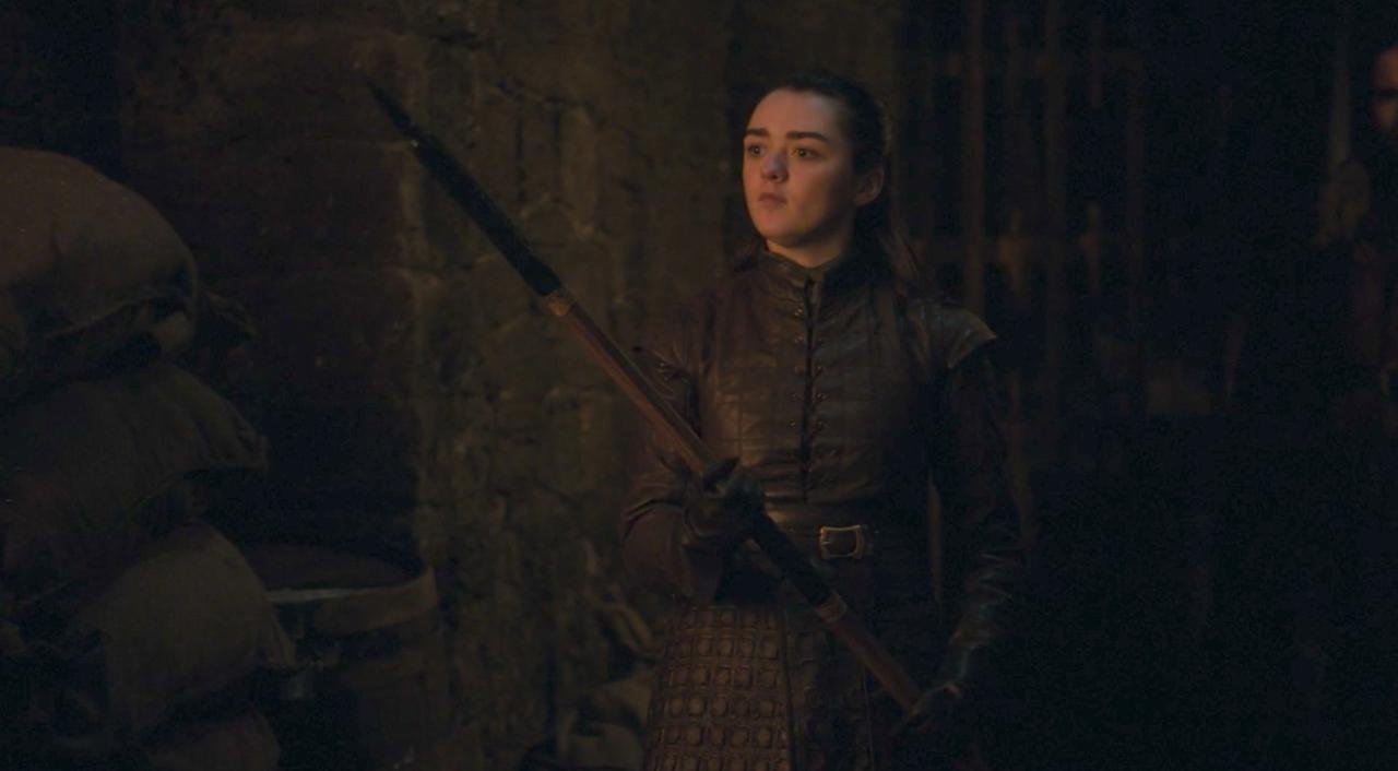 Arya admiring her new weapon in season 8